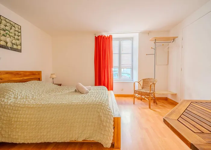 Gambetta En Centre A 2 Pas Du Marche Apartment La Rochelle (Charente-Maritime)